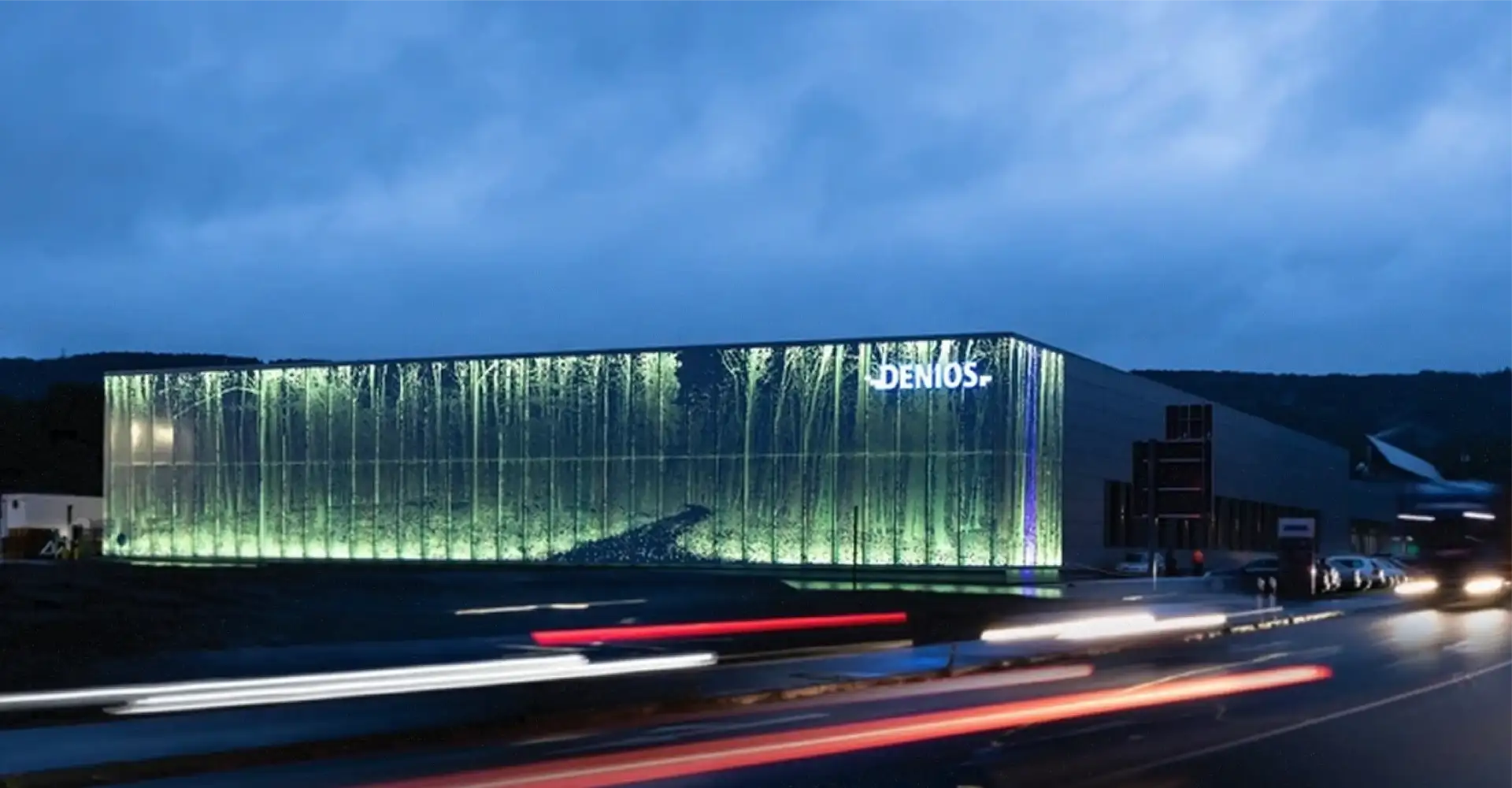 Frontansicht des Gebäude der Denios SE