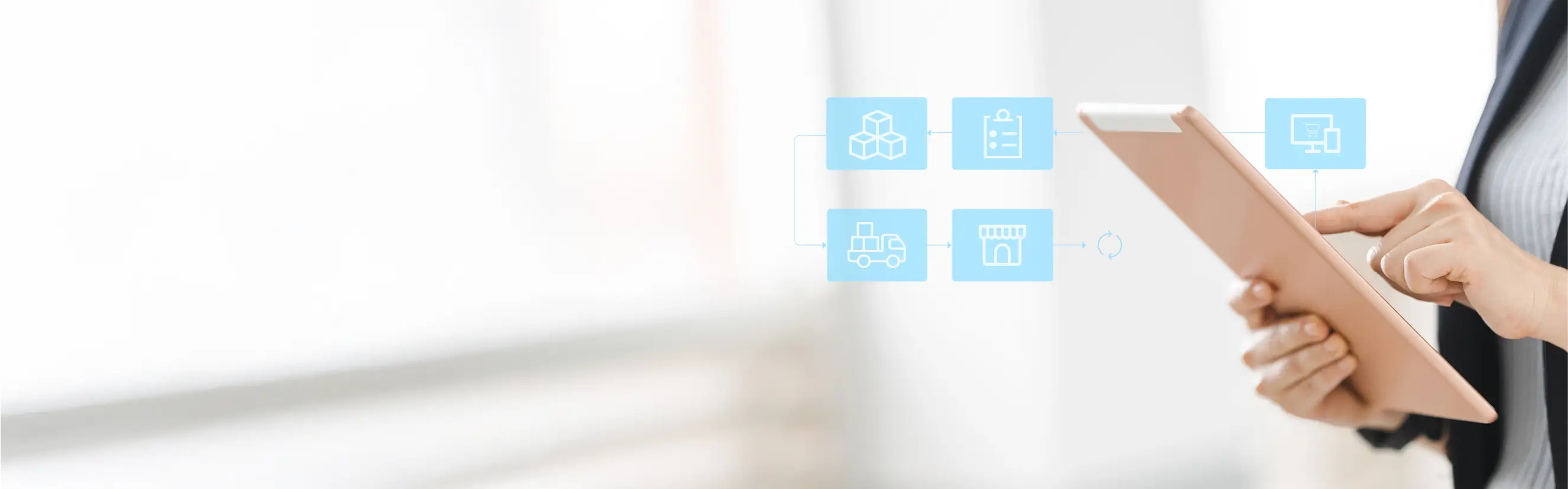 Person nutzt ein Tablet mit Symbolen für E-Procurement im Hintergrund