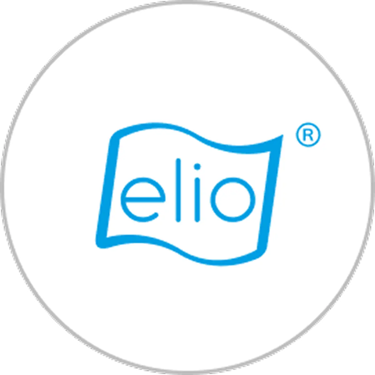 Logo der elio GmbH in einem grauen Kreis: Der Name "elio" auf einer cyan farbenen Flagge abgebildet